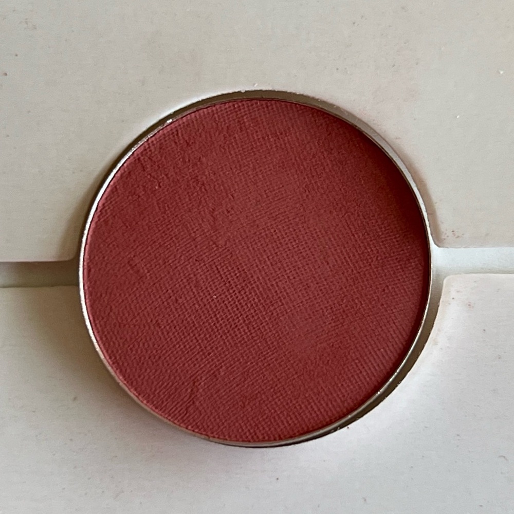 5 for $12 - I Love You Sydney Grace Single Eyeshadow
